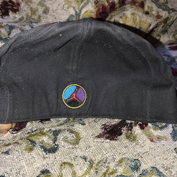 Jordan OG 8 hat - Picture 2 of 2